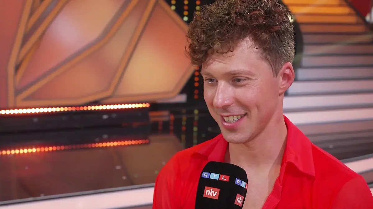 Der Profitänzer konnte schon viel von Anna Ermakova lernen Valentin Lusin platzt vor Stolz