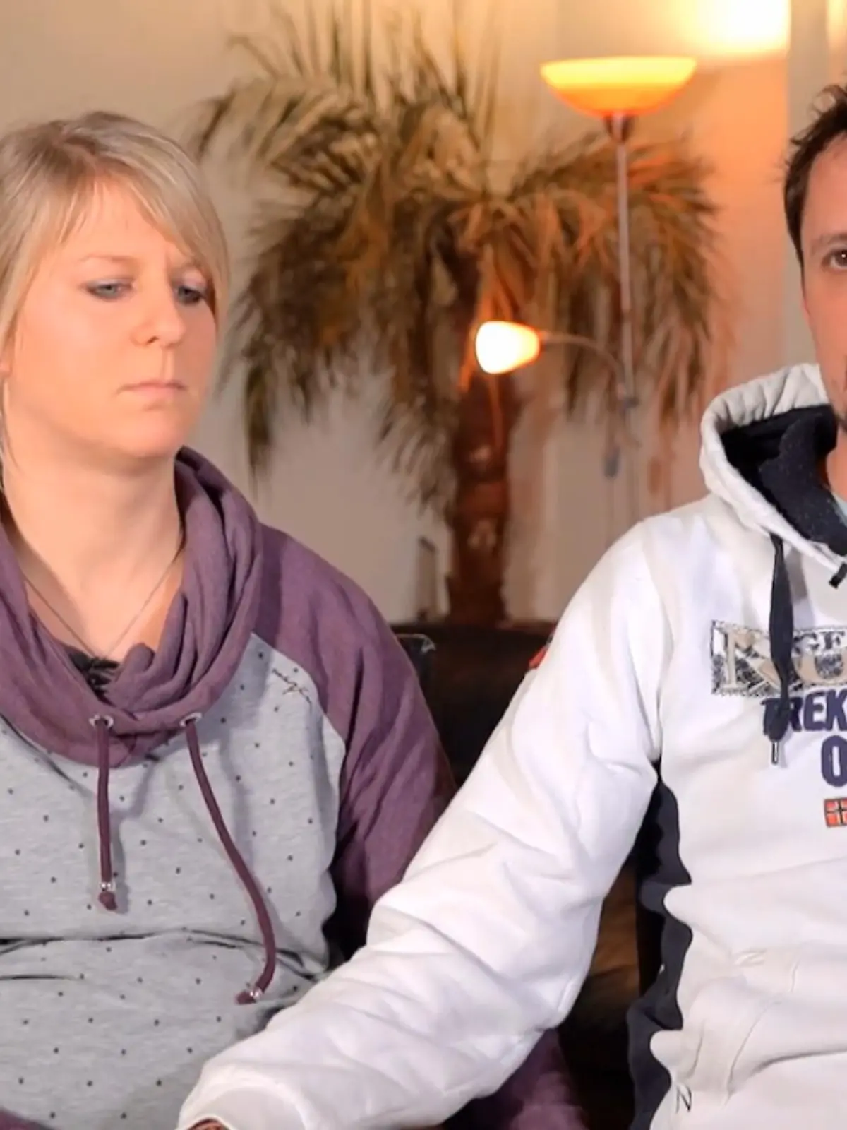 Familie Kretz erwartet in der Schweiz gespannt ein neues Familienmitglied. Ein deutscher Boxer-Welpe namens Mogli bezieht mit nur acht Wochen sein neues Zuhause. Damit erfüllt sich für Monika nicht nur ihren größter Herzenswunsch, auch ihr Mann und ihre Kinder sind überglücklich über den Familienzuwachs. Doch ihr e Freude währt nicht lange. Der kleine Welpe Mogli erkrankt von einem Tag auf den anderen und die Familie muss mit einem harten Schicksalsschlag kämpfen.