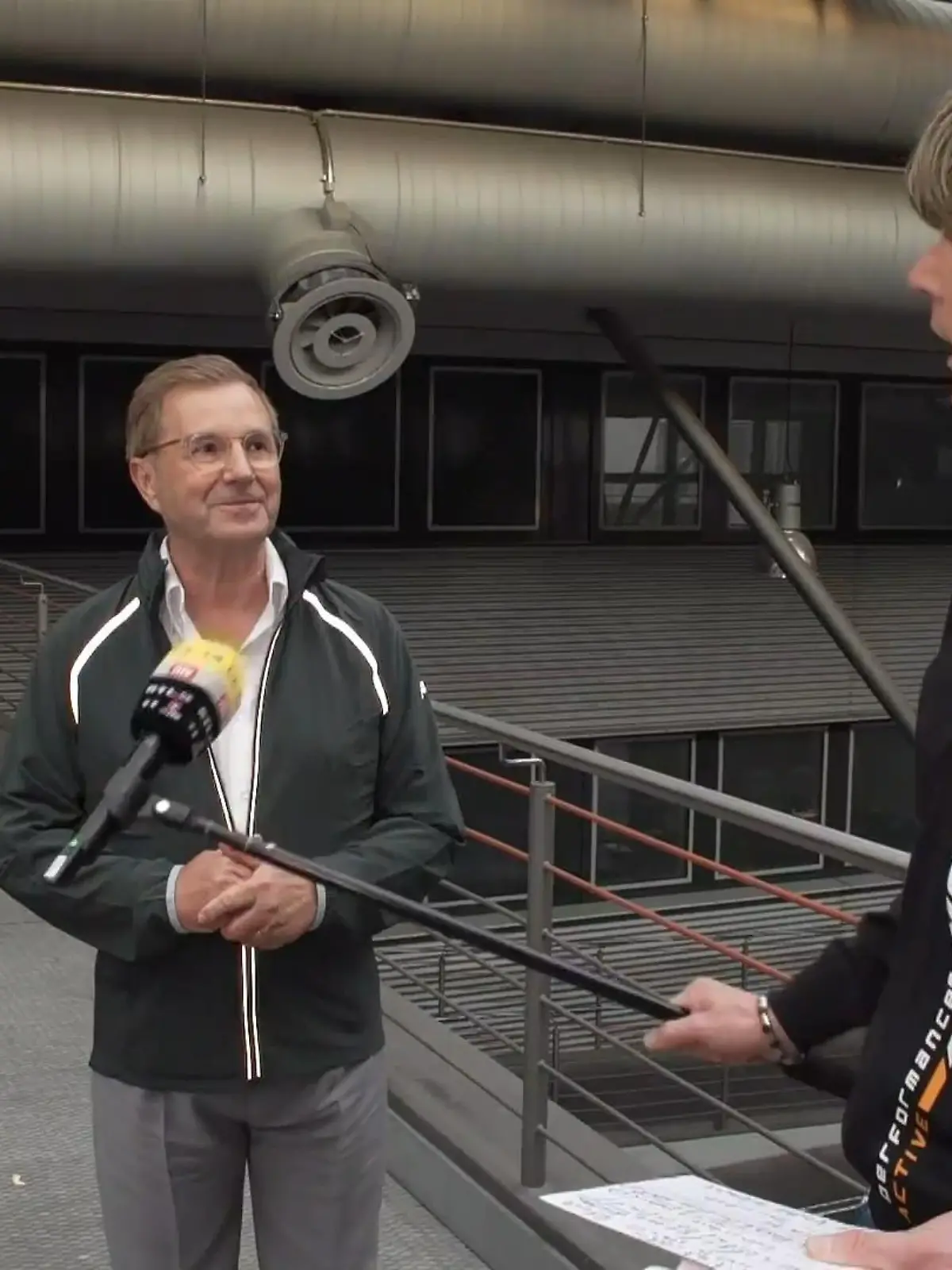 Jan Hofer im Interview - mit Mickie Krause.