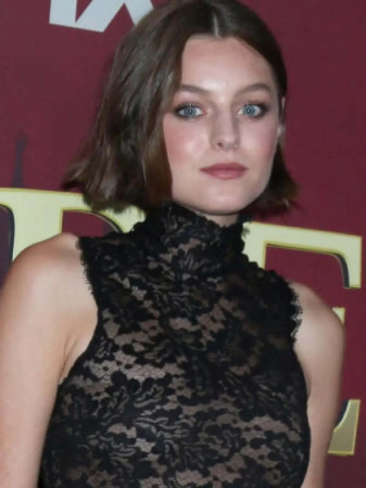Emma Corrin: Ist das ein Coming-out?
