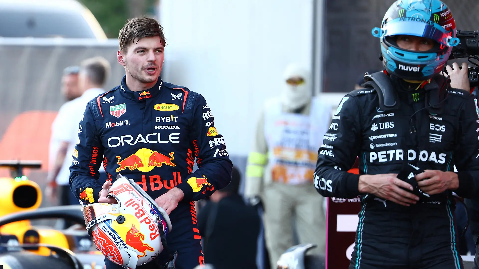 Formula One F1 - Azerbaijan Grand Prix - Baku City Circuit, Baku, Azerbaijan - April 29, 2023 Red Bull's Max Verstappen with Mercedes' George Russell after the sprint REUTERS/Lisi Niesner/Pool