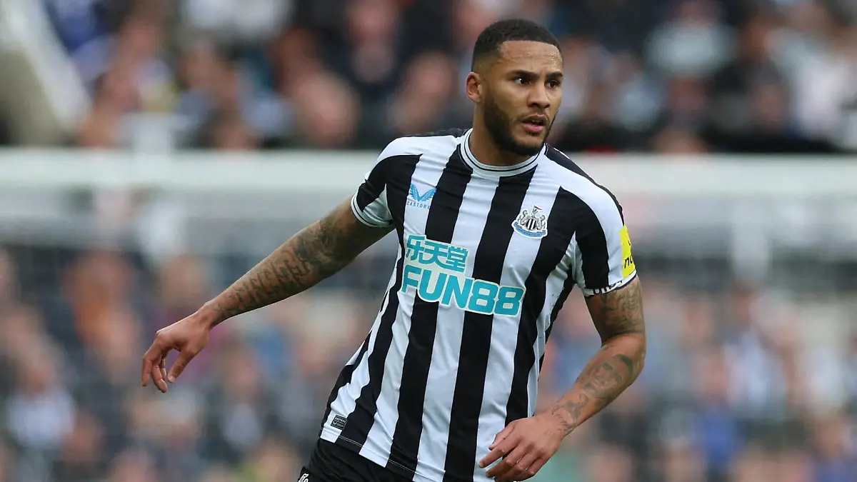 FILE PHOTO: Soccer Football - Premier League - Newcastle United v Tottenham Hotspur - St James' Park, Newcastle, Britain - April 23, 2023 Newcastle United's Jamaal Lascelles in action Action Images via Reuters/Lee Smith EDITORIAL USE ONLY. No use with unauthorized audio, video, data, fixture lists, club/league logos or 'live' services. Online in-match use limited to 75 images, no video emulation. No use in betting, games or single club /league/player publications. Please contact your account representative for further details./File Photo