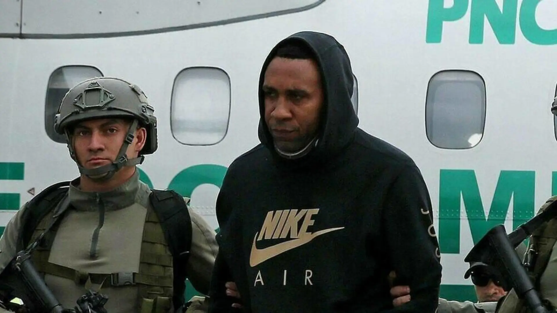 Koks-Schmuggel: Ex-Fußballstar Jhon Viáfara muss lange in den Knast