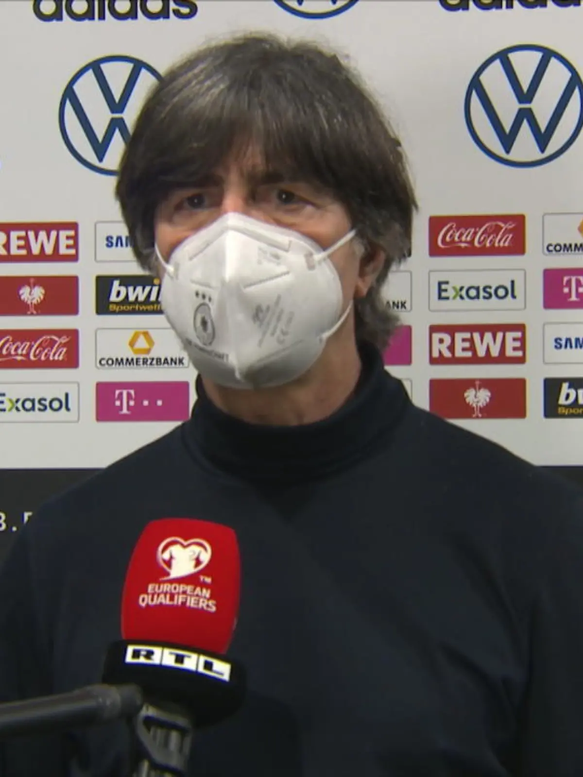 Bild zu: "Enttäuschung bei Löw, Gündogan und Co. riesig"