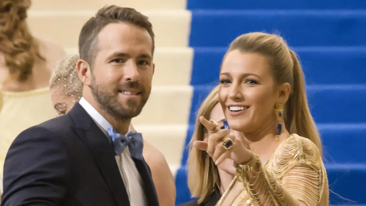 Ryan Reynolds und Blake Lively frotzeln sich nach der Corona-Impfung