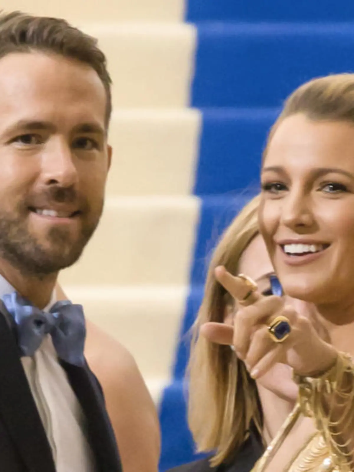Ryan Reynolds und Blake Lively frotzeln sich nach der Corona-Impfung