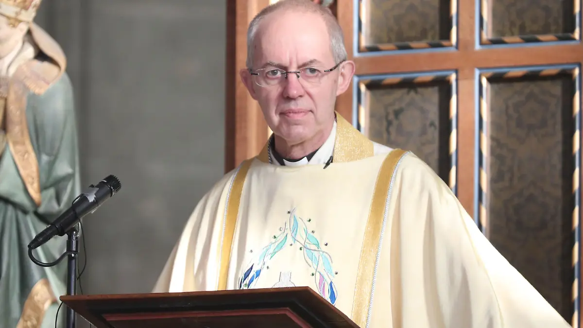 Justin Welby, der Erzbischof von Canterbury, dementiert eine heimliche Trauung von Prinz Harry und Herzogin Meghan drei Tage vor ihrer offiziellen Hochzeit.