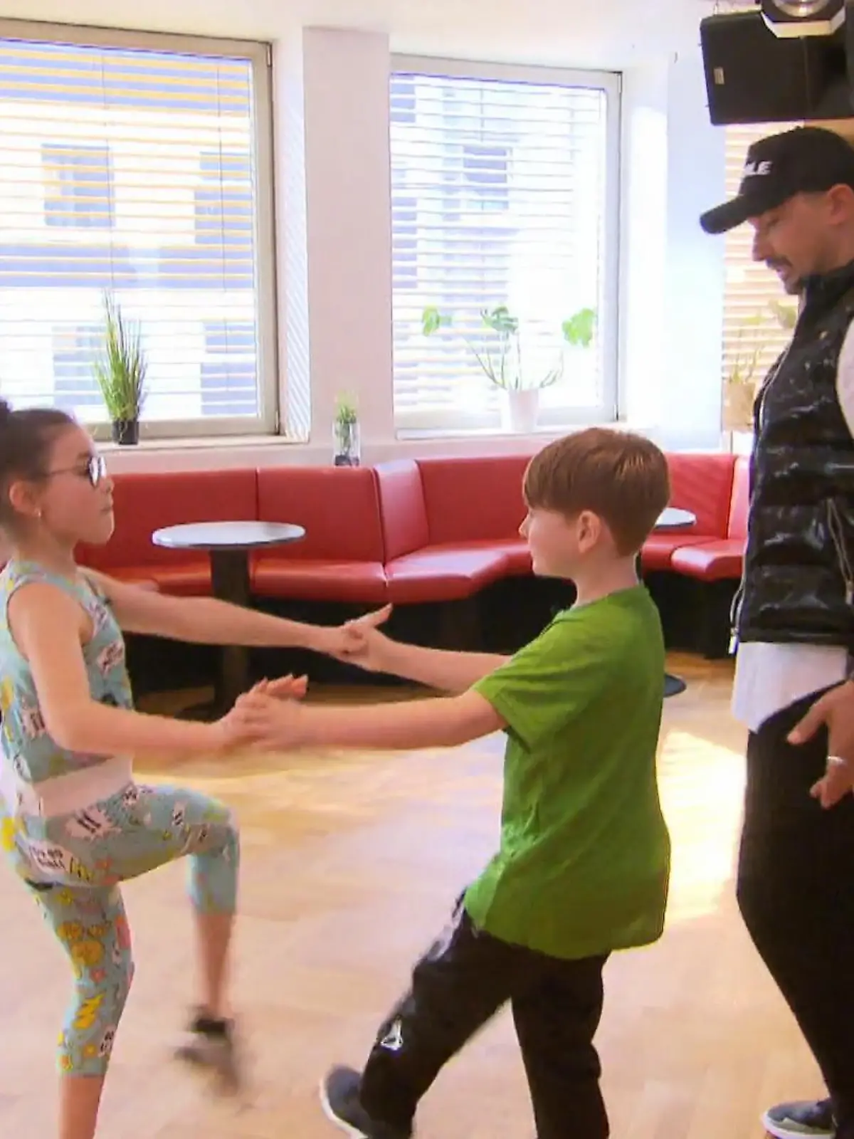 Bild zu: "Erste Einblicke in „Let’s Dance Kids“"