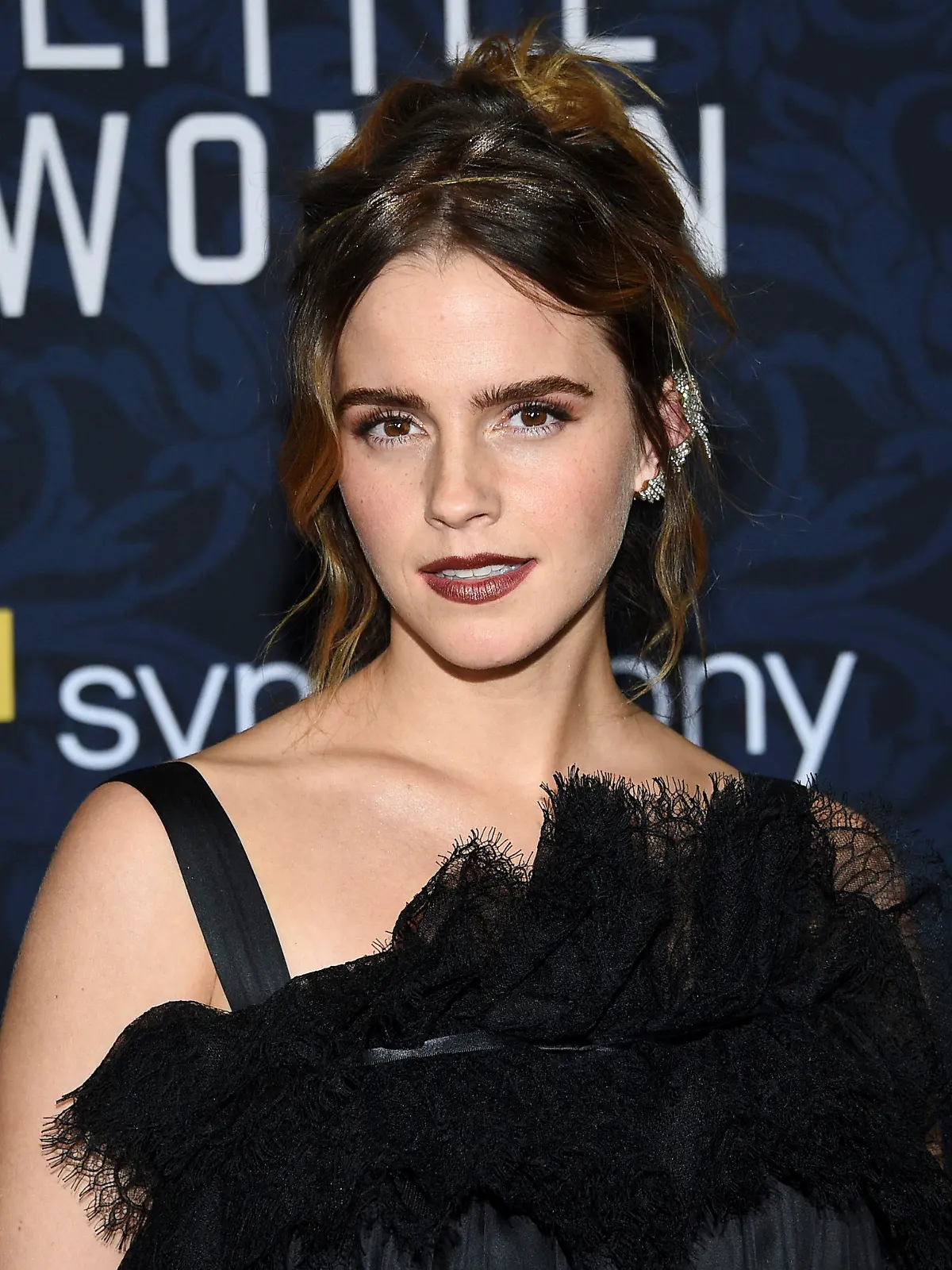 ARCHIV - 07.12.2019, USA, New York: Emma Watson, Schauspielerin aus Großbritannien, kommt zur Premiere von «Little Women» in das Museum of Modern Art. Die britische Schauspielerin Emma Watson hat sich nach einer längeren Auszeit von sozialen Medien am Wochenende wieder bei ihren Fans auf Instagram zurückgemeldet. (zu dpa «Emma Watson: Habe mehr über Liebe und das Frausein gelernt») Foto: Evan Agostini/Invision/AP/dpa +++ dpa-Bildfunk +++