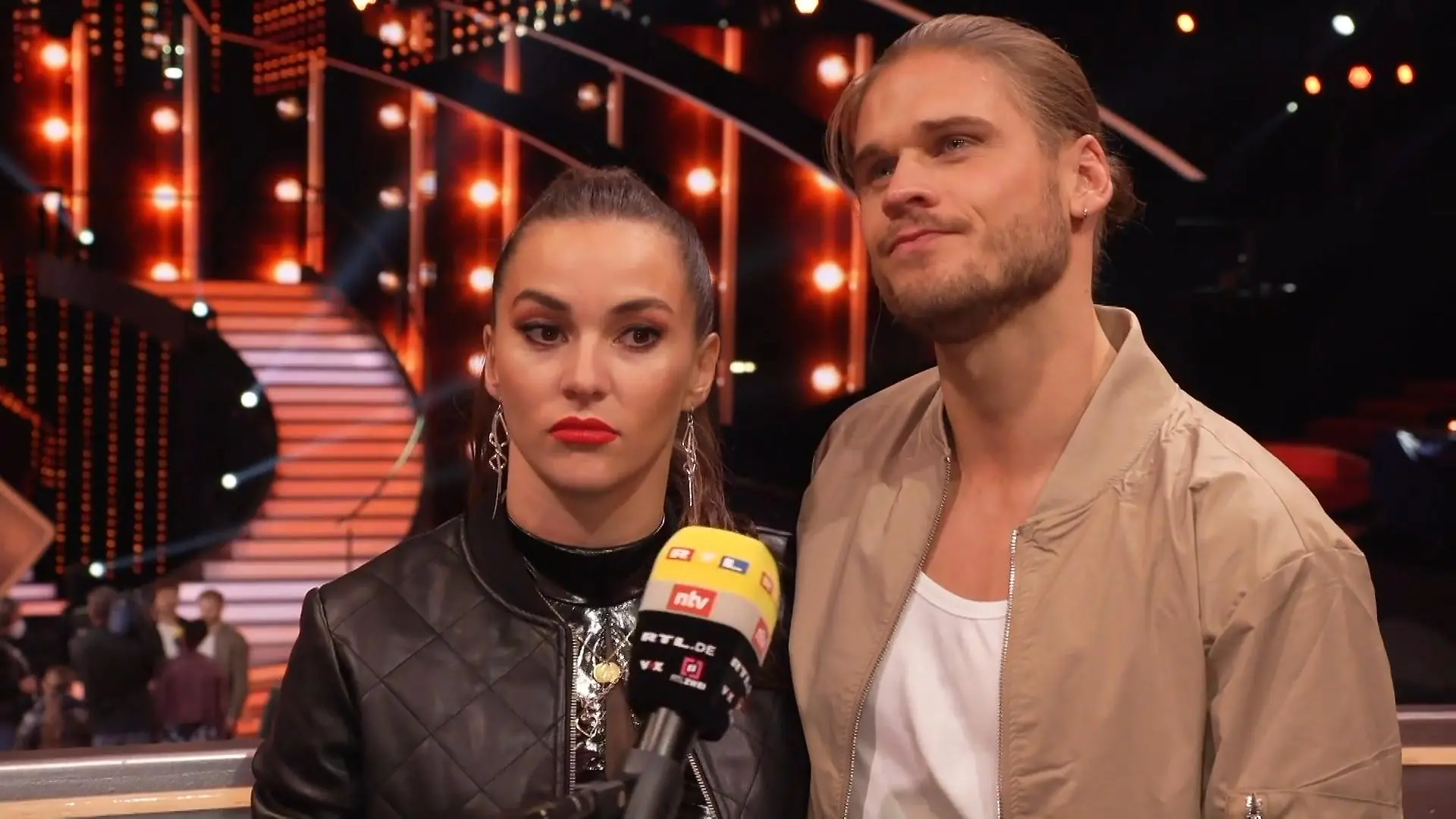 Knallt es bei Renata und Rúrik auch mal? Nachgefragt
