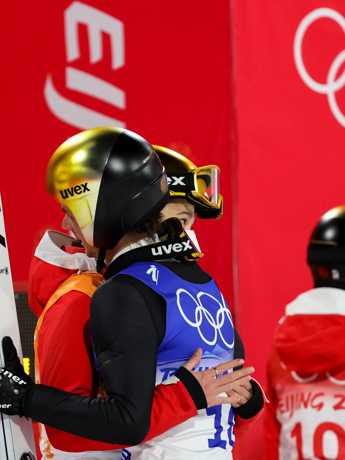 OLYMPICS - Winter Olympic Games, Olympische Spiele, Olympia, OS Beijing 2022 ZHANGJIAKOU,CHINA,07.FEB.22 - OLYMPICS, NORDIC SKIING, Ski jumping, Skispringen, Ski, nordisch - Winter Olympic Games Beijing 2022, normal hill, mixed team event. Image shows Lisa Eder and Manuel Fettner AUT. PUBLICATIONxNOTxINxAUTxSUIxSWE GEPAxpictures/xMaticxKlansek