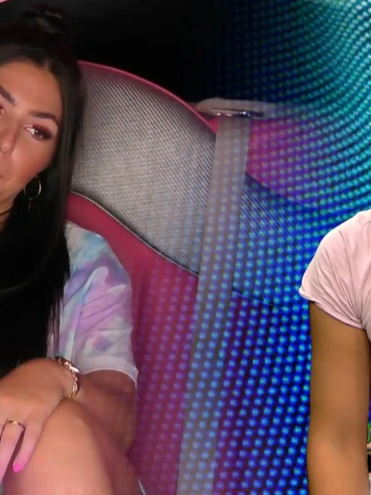Bild zu: "Kandidatin Melissa verfrachtet Hassan in die Friendzone"