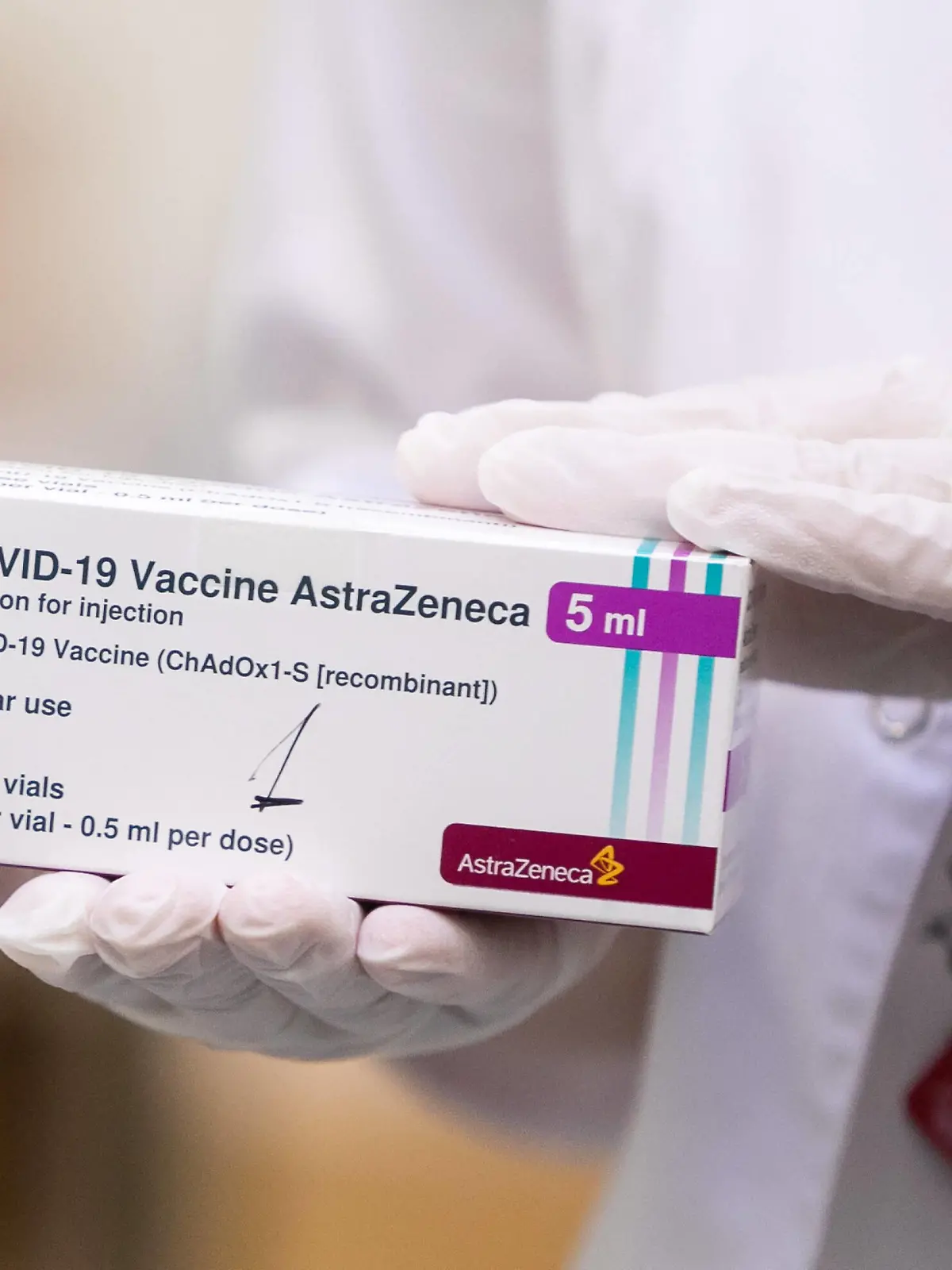2021-03-22 Vilnius Lithuania. Lithuania Prime Minister Ingrida Simonyte gets vaccinated with AstraZeneca vaccine on Monday 22 of March 2021. Vilnius Lithuania premjere-skiepijasi-nuo-koronaviruso-60585de4e8cd6 PUBLICATIONxNOTxINxESTxLATxLTUxFIN Copyright: xZygimantasxGedvilax Lithuania vaccination covid 