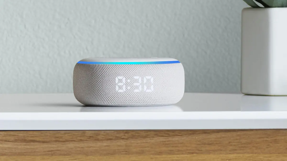 Echo Dot mit Uhr