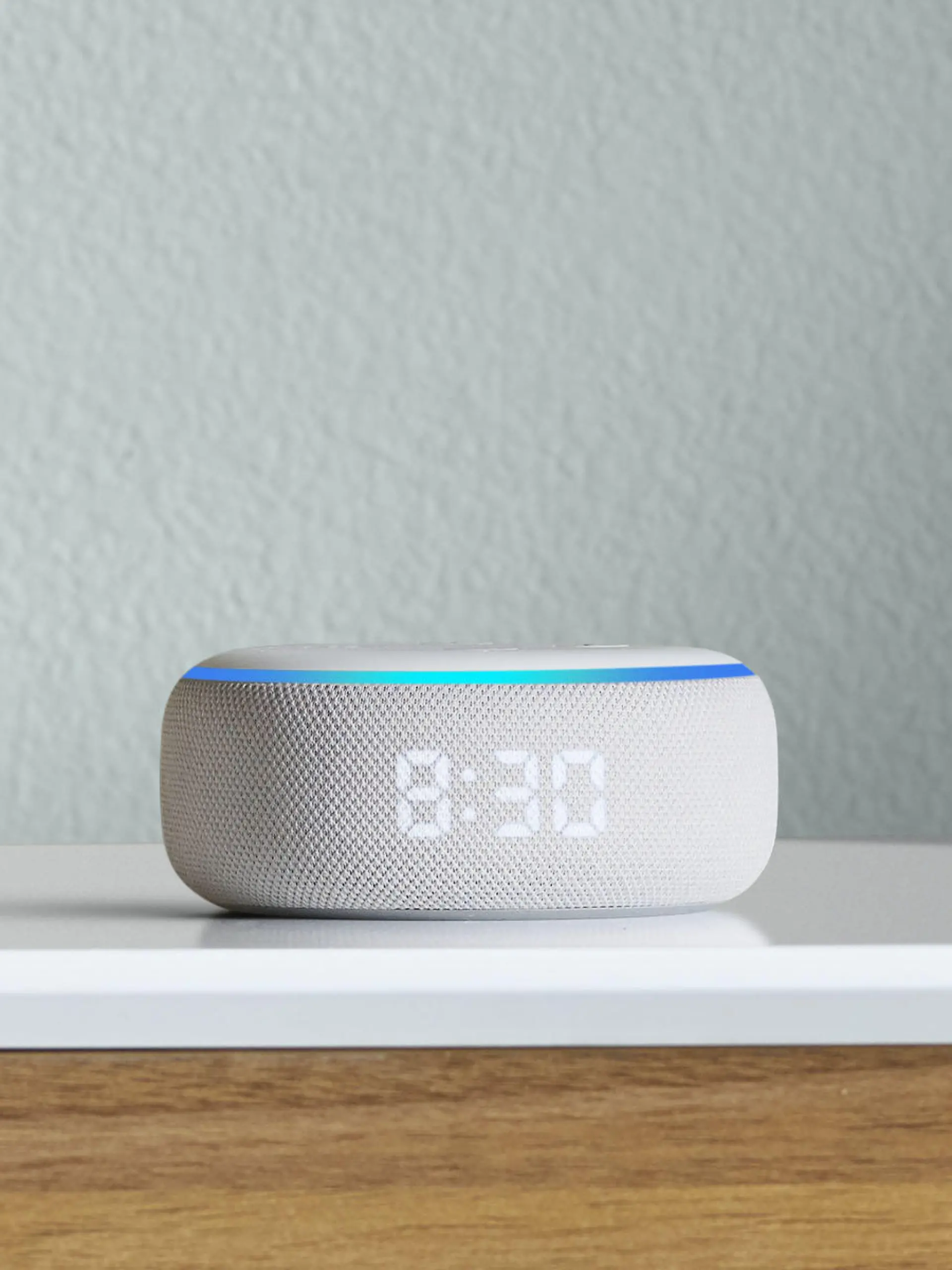 Echo Dot mit Uhr