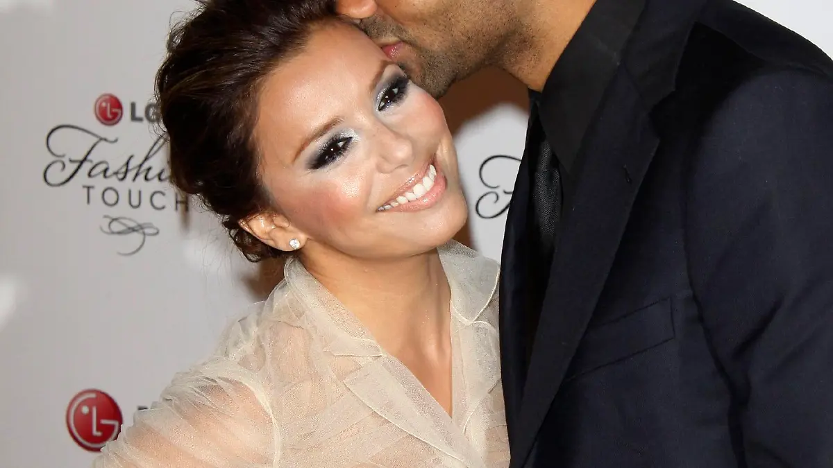 Eva Longoria Parker and Tony ParkerA Night Of Fashion & Technology With LG Mobile Phones hosted by Victoria Beckham and Eva Longoria held at Soho HouseWest Hollywood, California - 24.05.10Mandatory Credit: Adriana M. Barraza / WENN.com