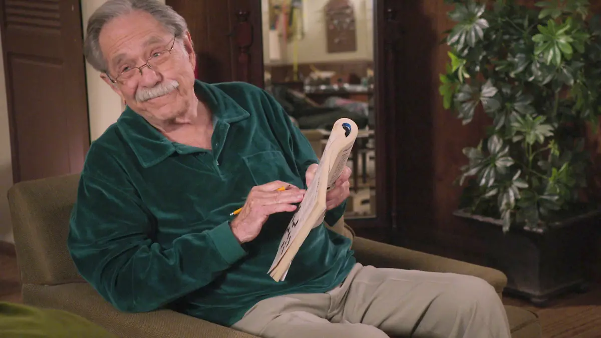 This image released by ABC shows George Segal in a scene from the comedy series, "The Goldbergs." Segal, the banjo player turned actor who was nominated for an Oscar for 1966's “Who’s Afraid of Virginia Woolf?,� and starred in the ABC sitcom “The Goldbergs,� died Tuesday, his wife said. He was 87. (ABC via AP)