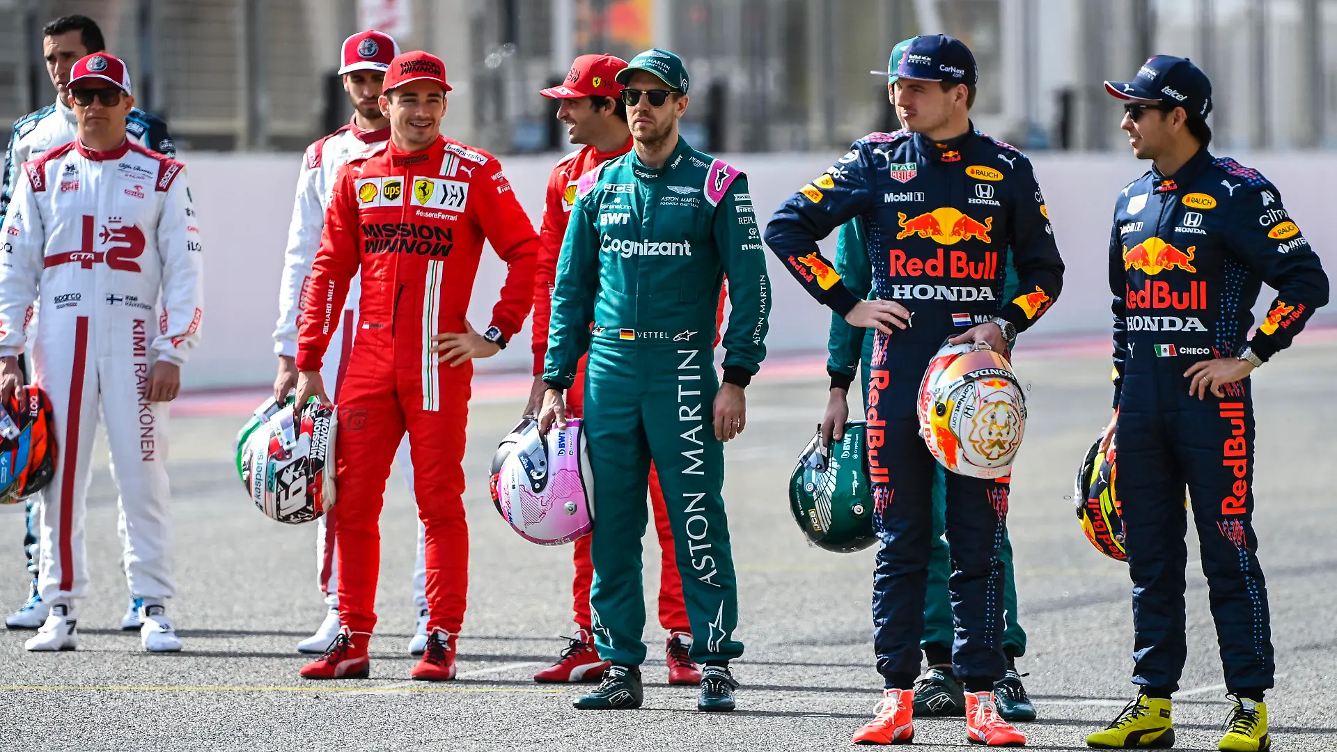 Formula 1 2021: Bahrain March testing BAHRAIN INTERNATIONAL CIRCUIT, BAHRAIN - MARCH 12: Kimi Raikkonen, Alfa Romeo, Charles Leclerc, Ferrari, Sebastian Vettel, Aston Martin, Max Verstappen, Red Bull Racing, and Sergio Perez, Red Bull Racing during the Bahrain March testing at Bahrain International Circuit on Friday March 12, 2021 in Sakhir, Bahrain. Photo by Mark Sutton / Sutton Images Images PUBLICATIONxINxGERxSUIxAUTxHUNxONLY TE2101_070304_MS23356
