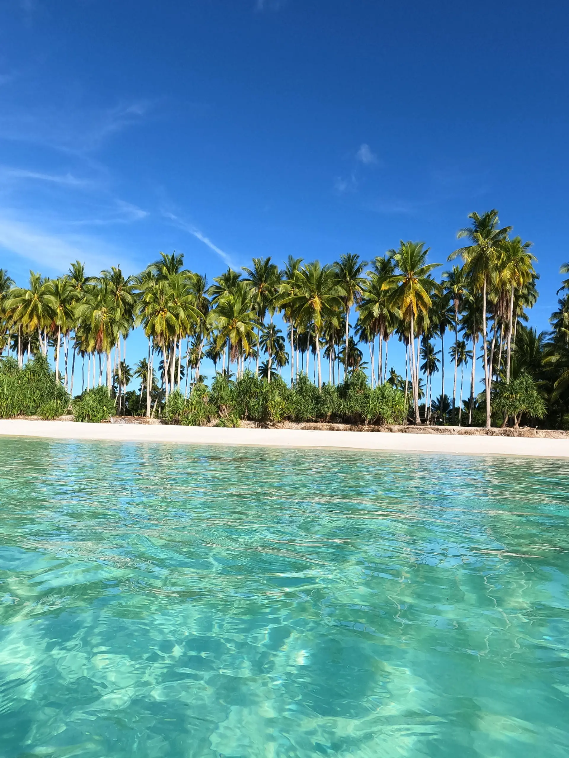 White beach stretches at approximately 1km of white fine sand and crystal clear-blue water that can be truly considered world-class. (Photo by Joseph C. Ceriales/Pacific Press)