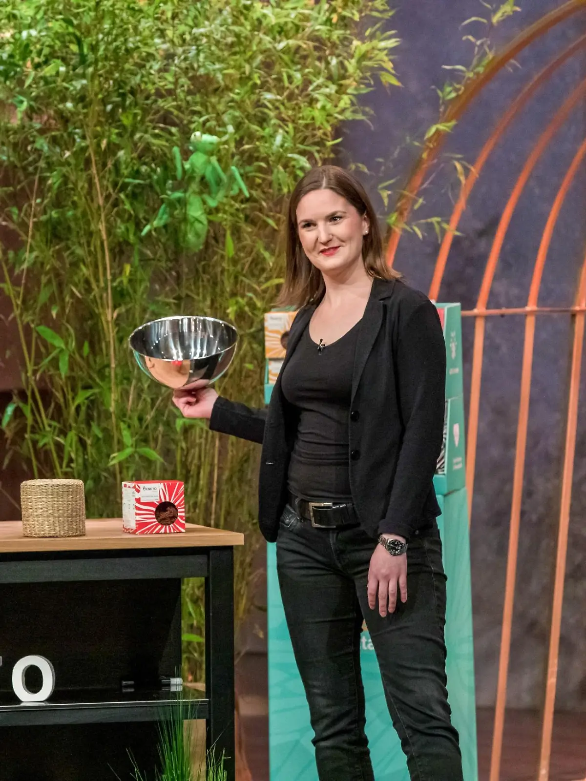 Lara Schuhwerk aus Singen präsentiert mit _Beneto Foods" Pasta aus Grillenmehl. Sie erhofft sich ein Investment von 80.000 Euro für 15 Prozent der Anteile an ihrem Unternehmen.   Die Verwendung des sendungsbezogenen Materials ist nur mit dem Hinweis und Verlinkung auf TVNOW gestattet.
