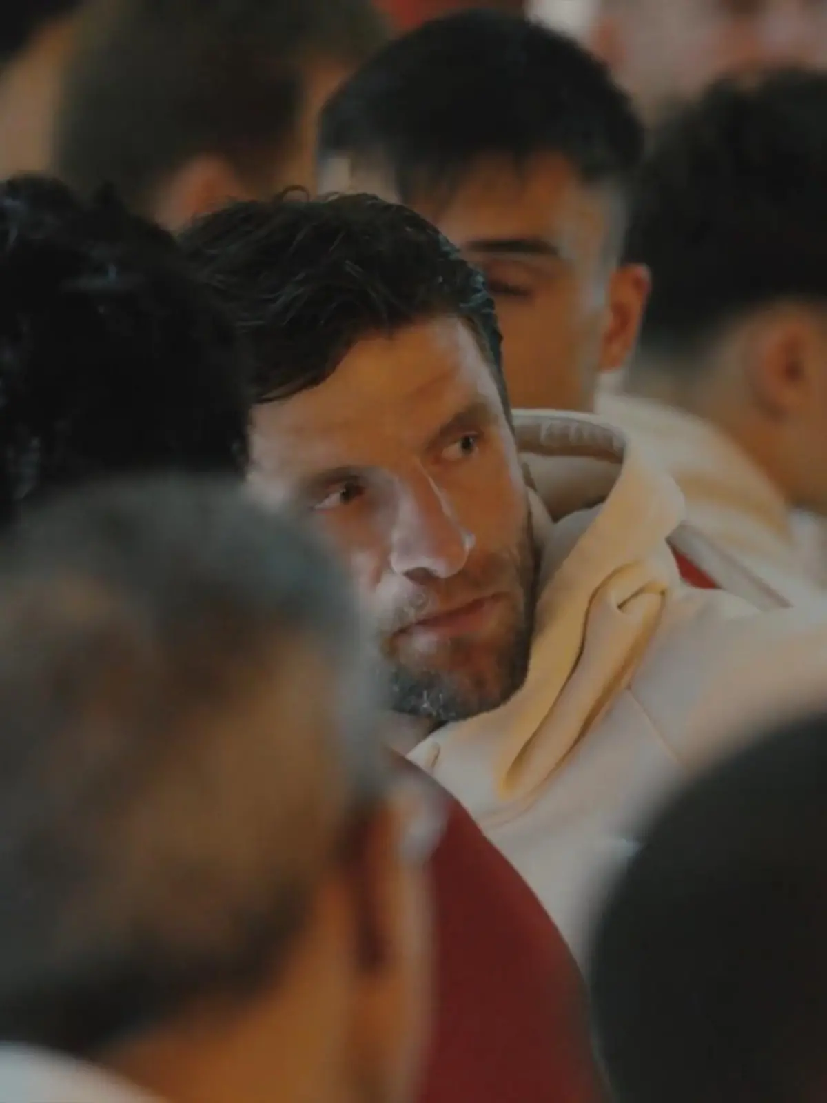 Bild zu: "Bayern-Boss Dreesen huldigt Thomas Müller"