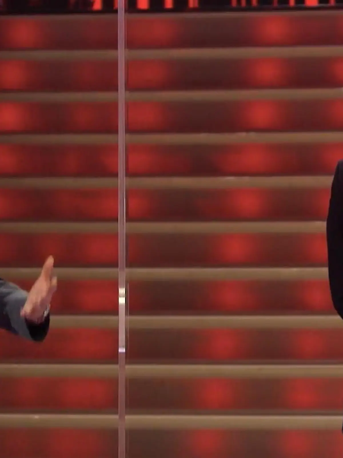 "Take Me Out"-Moderator Ralf Schmitz mit Kandidat Gordon