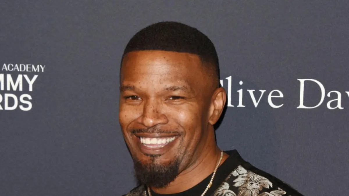 Jamie Foxx und January Jones spielen in ‘God Is A Bullet’