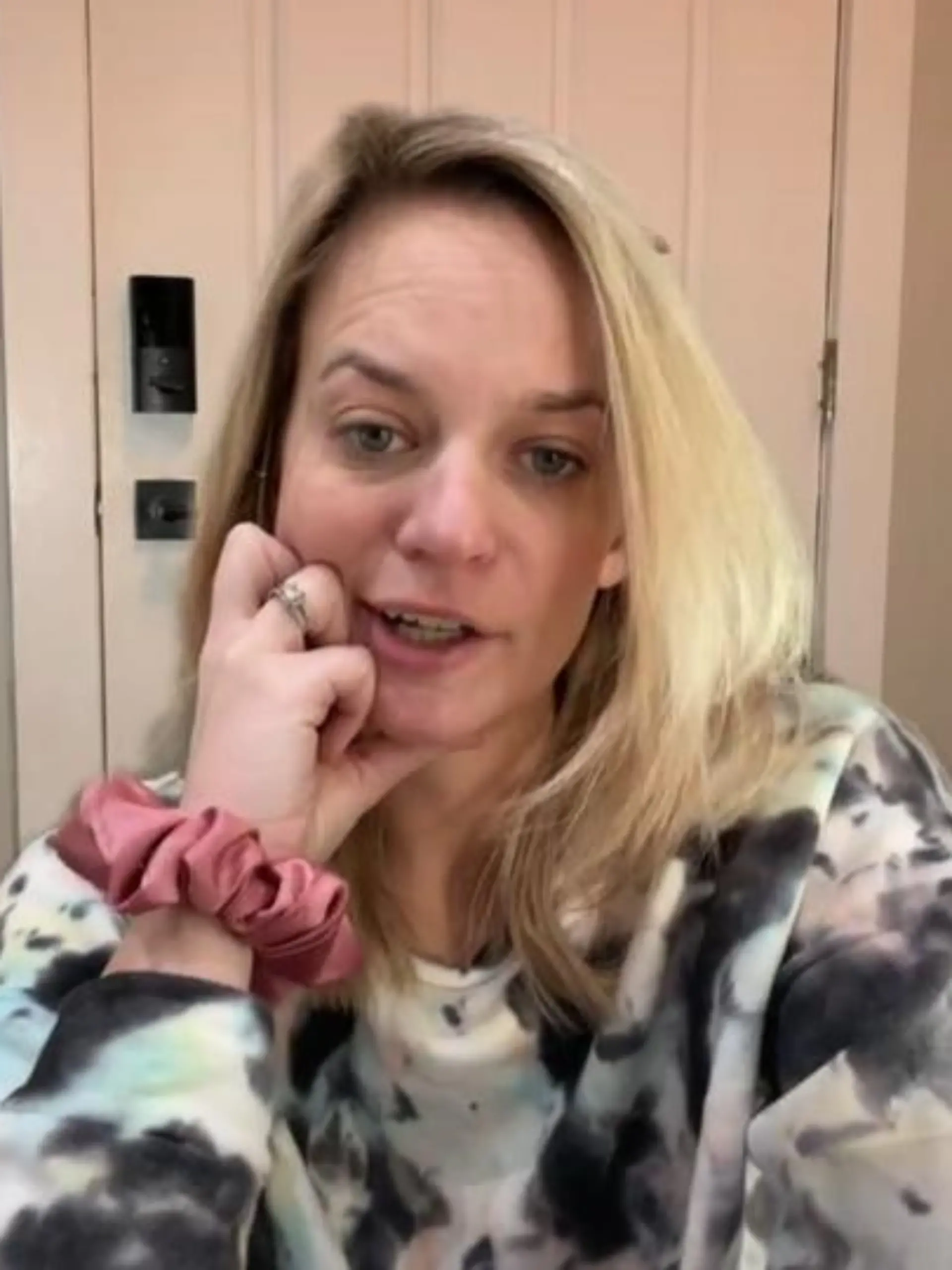 Mutter bri_mom3 bei TikTok