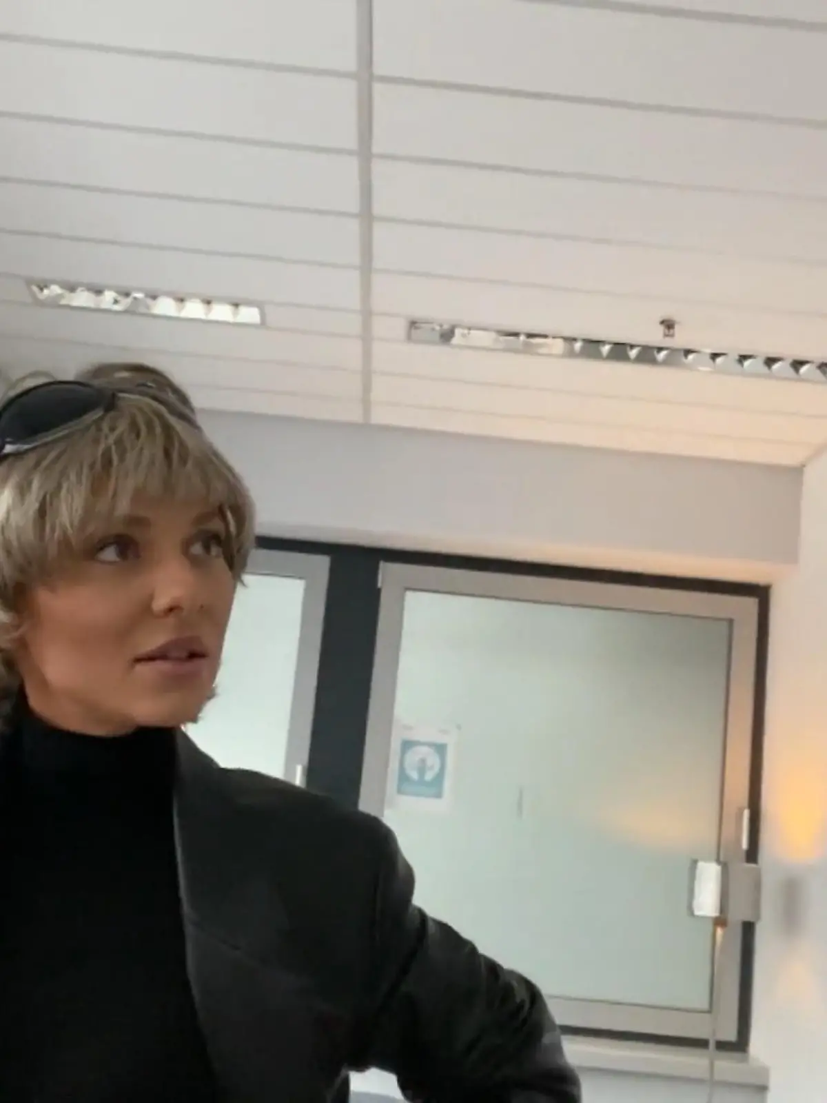 Bild zu: "Valentina Pahde im Mickie-Krause-Look"