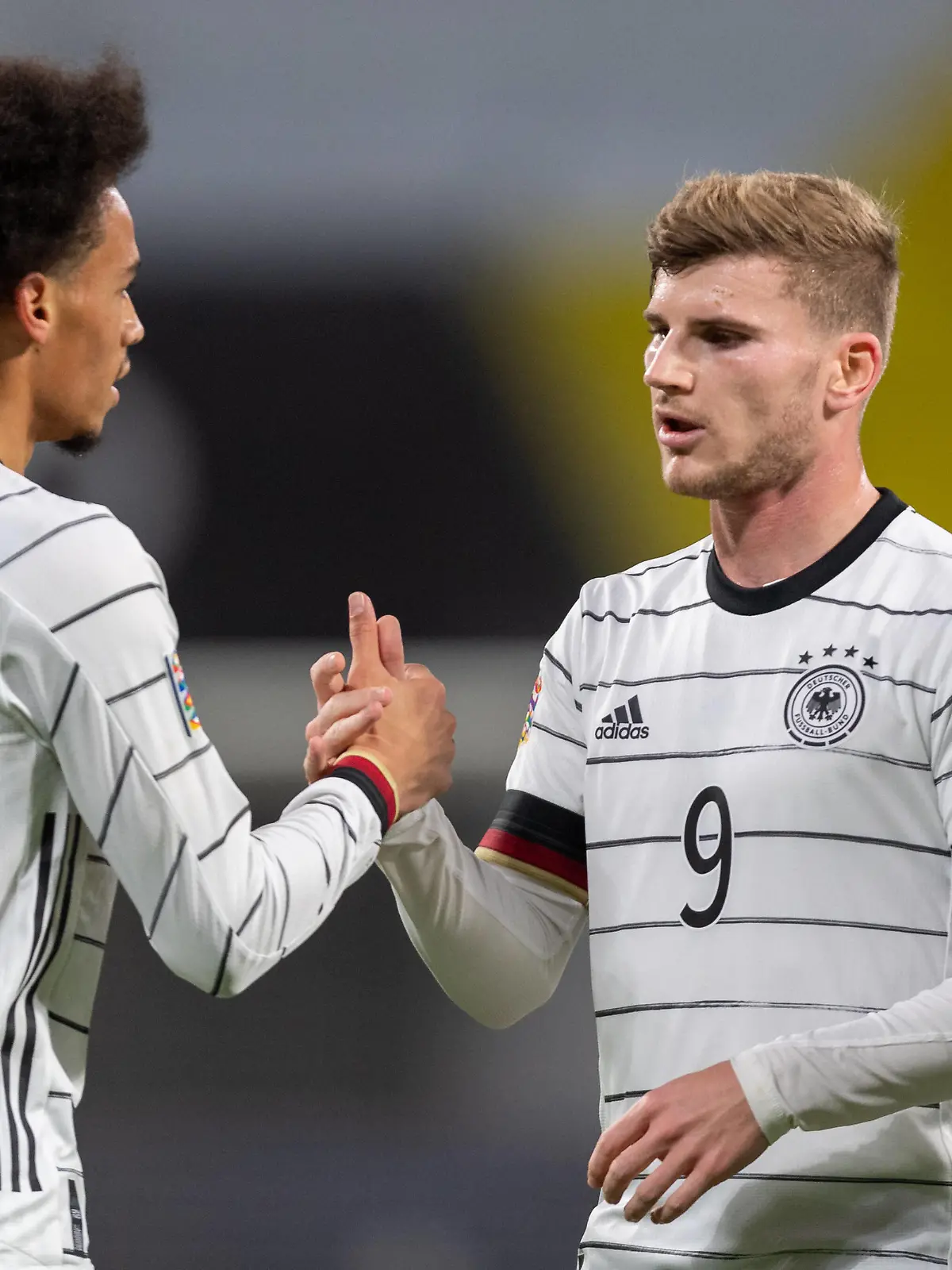  Sport Bilder des Tages Fussball Braunschweig 14.11.2020 Länderspiel Herren Männer DFB UEFA Nations League Deutschland GER - Ukraine UKR Jubel nach dem Tor zum 1:1 durch Leroy Sane Deutschland, No.19 Timo Werner Deutschland, No.09 *** Football Brunswick 14 11 2020 International Mens International Mens DFB UEFA Nations League Germany GER Ukraine UKR Jubilation after the goal for the 1 1 by Leroy Sane Germany, No 19 Timo Werner Germany, No 09