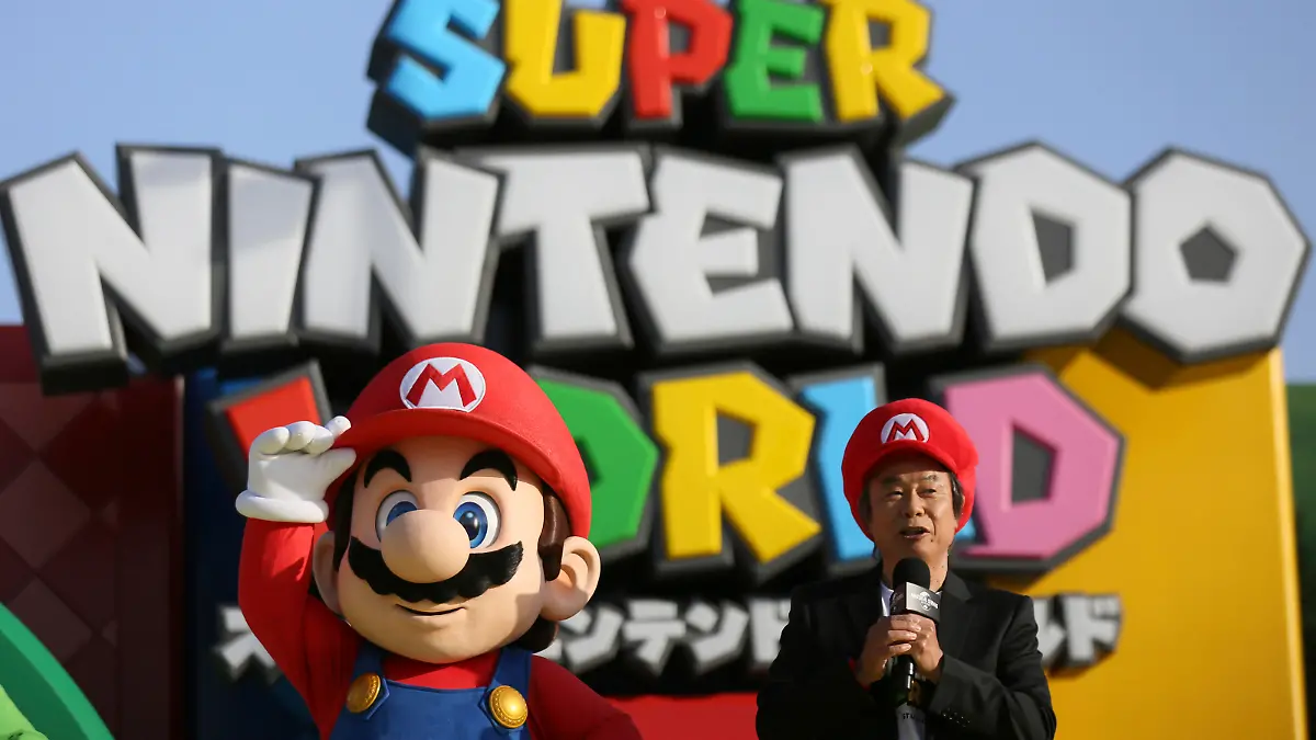 Shigeru Miyamoto bei der Eröffnung von Nintendo Super World