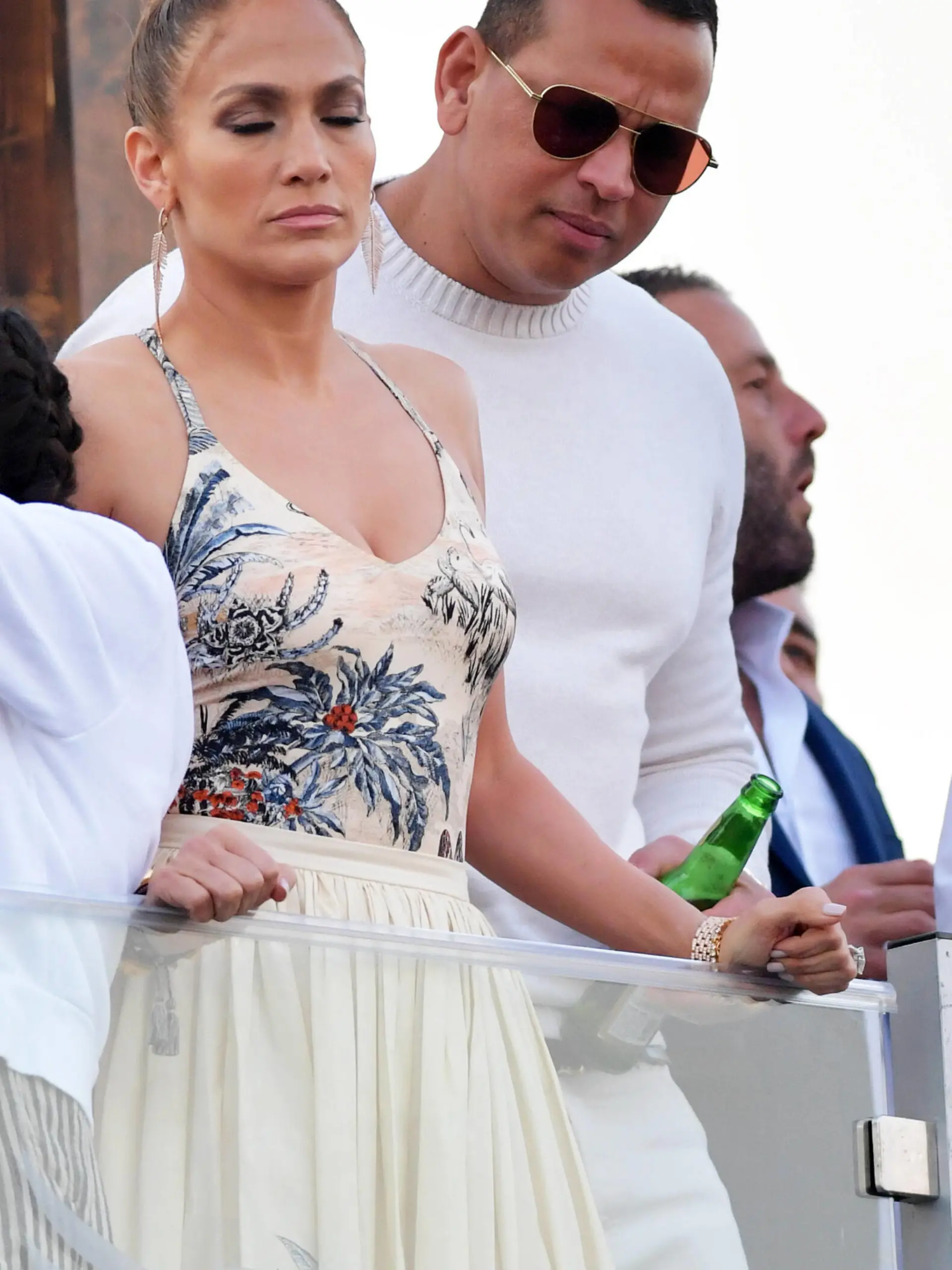 HALLANDALE, FLORIDA- JANUARY 25: Jennifer Lopez and Alex Rodriguez along with their children Emme, Maximilian, Natasha and Ella watch as Mucho Gusto with Irad Ortiz Jr up wins the Pegasus World Cup at Gulfstream Park on January 25, 2020 in Hallandale, Florida..People: Jennifer Lopez and Alex Rodriguez Hallandale United States Of America - ZUMAs214 20200125_zba_s214_028 Copyright: xSMGx 