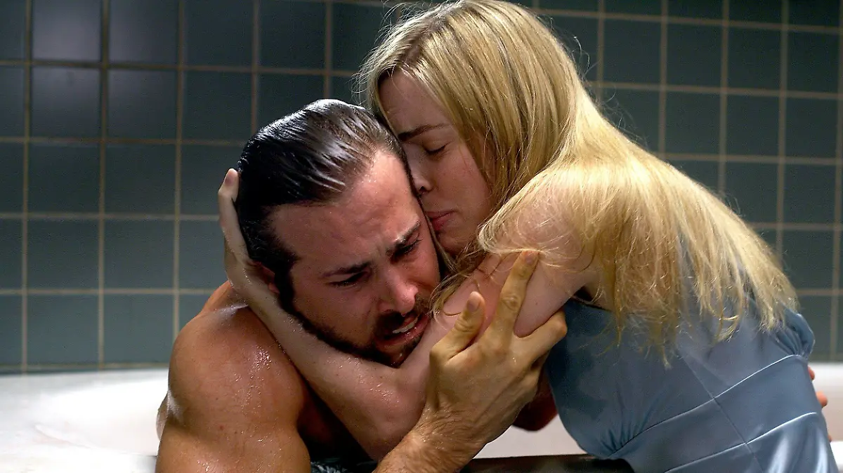 THE AMITYVILLE HORROR, Ryan Reynolds, Melissa George, 2005, (c) MGM/courtesy Everett Collection