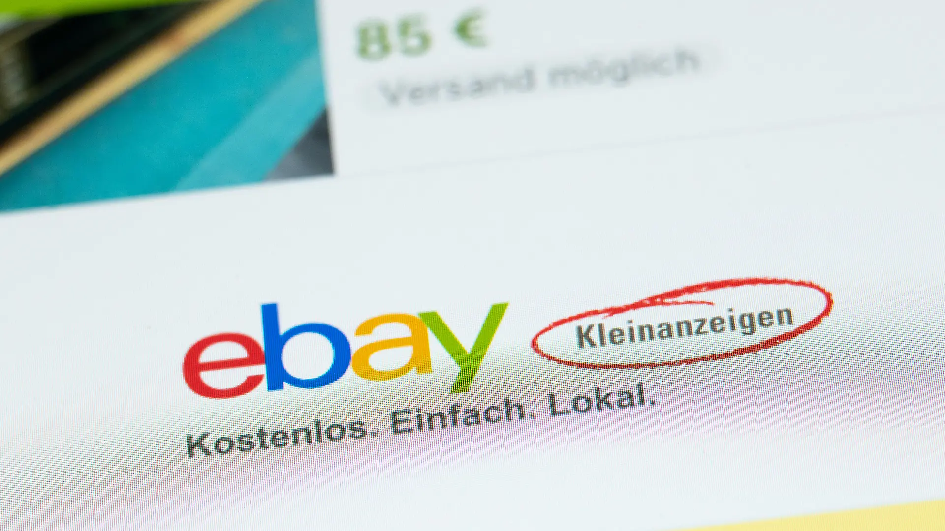 Das Logo des Online-Kleinanzeigen-Portals «eBay Kleinanzeigen» ist auf der App zu sehen.