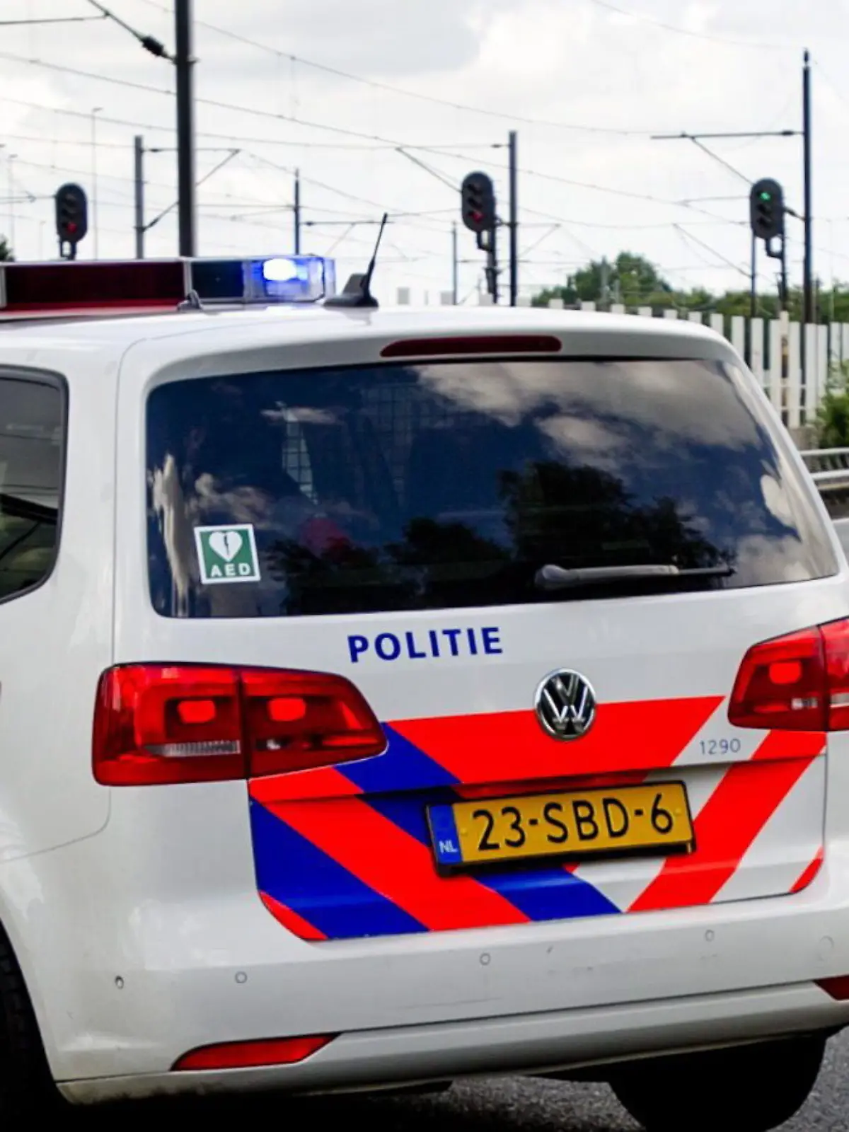 Bild zu: "Mann tötet seine Mutter – und rast mit ihrem abgetrennten Kopf über die Autobahn"