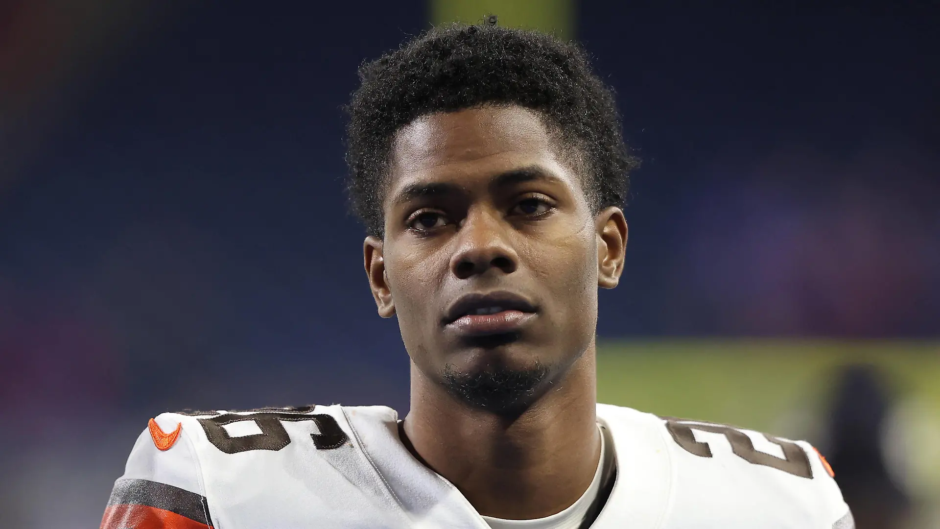 Buffalo Bills vs Cleveland Browns Cleveland Browns cornerback Greedy Williams 26 walks off the field after the conclusion of an NFL, American Football Herren, USA football game between the Buffalo Bills and the Cleveland Browns in Detroit, Michigan USA, on Sunday, November 20, 2022 Detroit Michigan United States PUBLICATIONxNOTxINxFRA Copyright: xJorgexLemusx originalFilename:lemus-buffalob221120_np6il.jpg