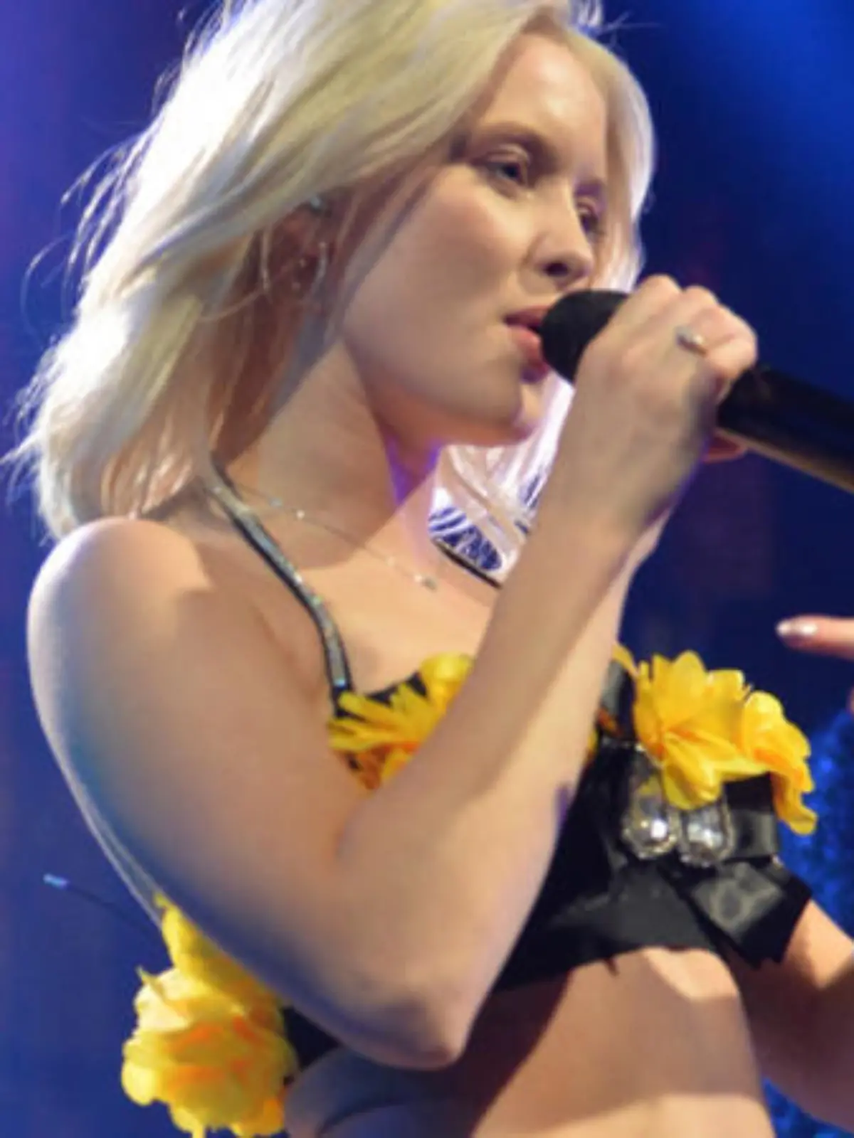 Zara Larsson feuerte ihren Stylisten wegen Bodyshaming