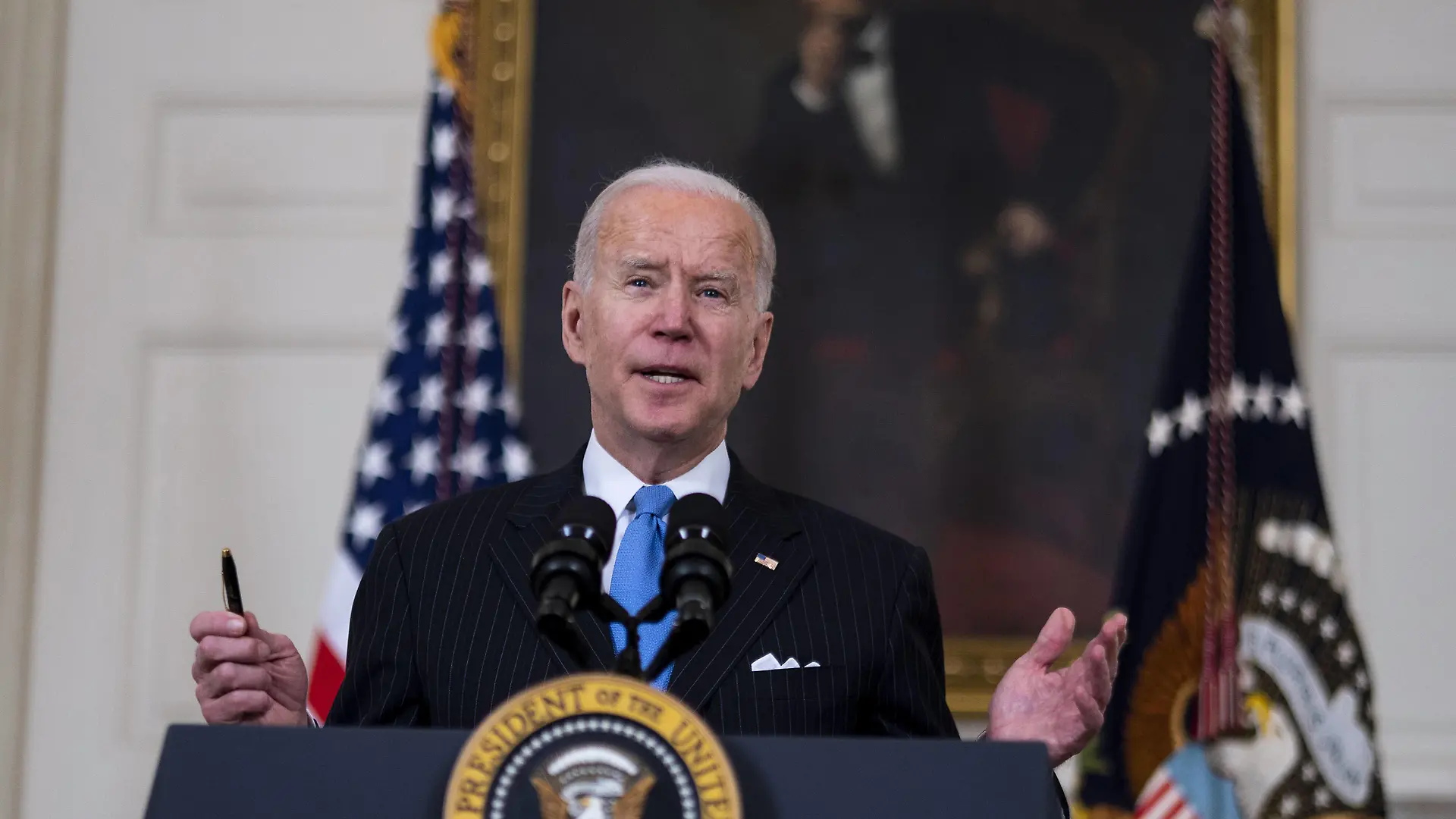 President Joe Biden delivers remarks on the ongoing COVID-19 pandemic in the State Dining Room of the White House, Tuesday, March, 2, 2021. Biden announced that the U.S. will have enough vaccines for every adult by the end of May. Pool PUBLICATIONxINxGERxSUIxAUTxHUNxONLY WAP20210302813 DOUGxMILLS