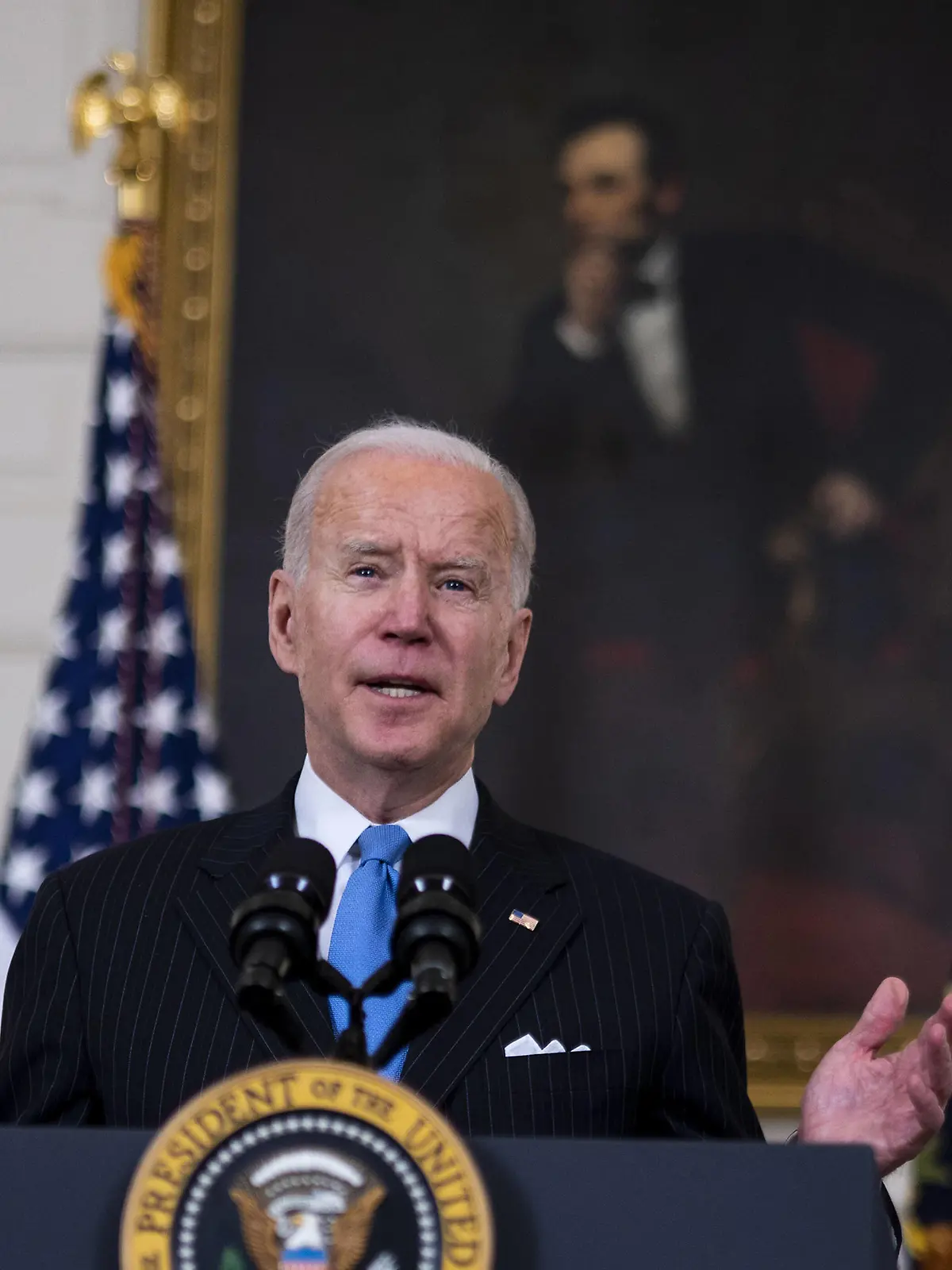  President Joe Biden delivers remarks on the ongoing COVID-19 pandemic in the State Dining Room of the White House, Tuesday, March, 2, 2021. Biden announced that the U.S. will have enough vaccines for every adult by the end of May. Pool PUBLICATIONxINxGERxSUIxAUTxHUNxONLY WAP20210302813 DOUGxMILLS