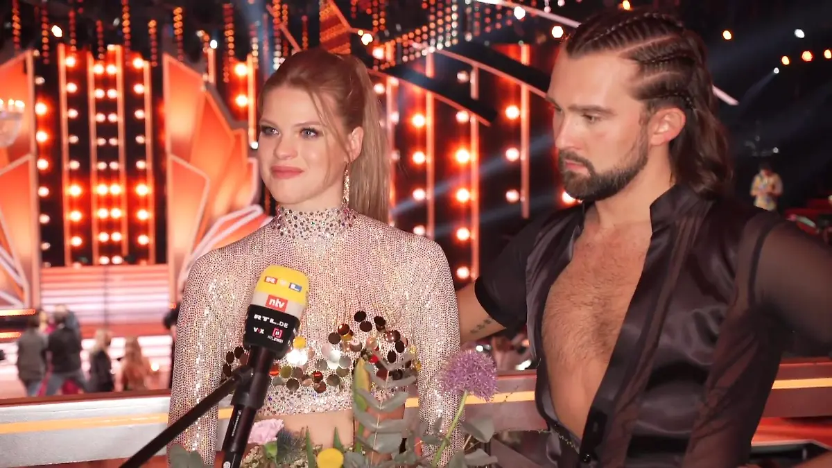 Model Kim Riekenberg erste Worte nach dem „Let’s Dance“-Aus Der Cha Cha Cha war ihr „Endgegner“