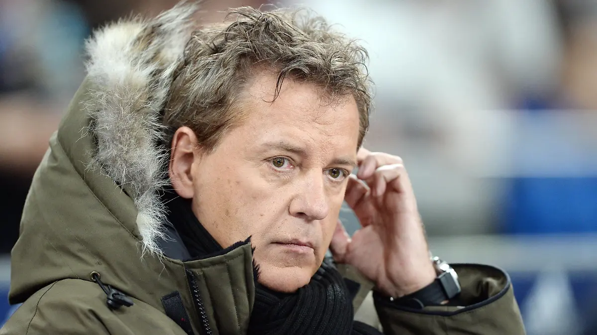 Jahrhundertspiel Deutschland vs. Türkei 2:7 --- Fussball --- Traditionsmannschaften --- 17.11.2013 Jörg Dahlmann, Joerg TV-Kommentator, Portrait, Mimik, Gestik Jahrhundertspiel Deutschland vs. Türkei 2:7 --- Fussball --- Traditionsmannschaften --- 17.11.2013