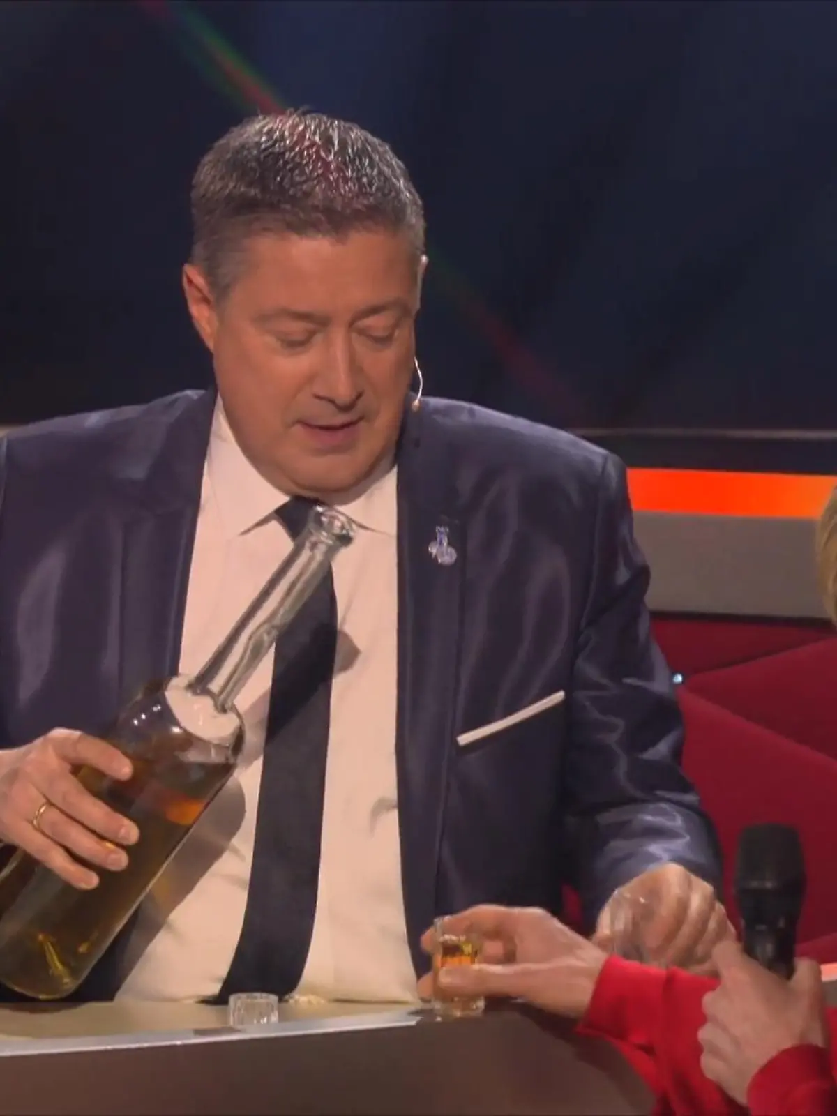 Bei "Let's Dance" gibt es Schnaps für die Jury.
