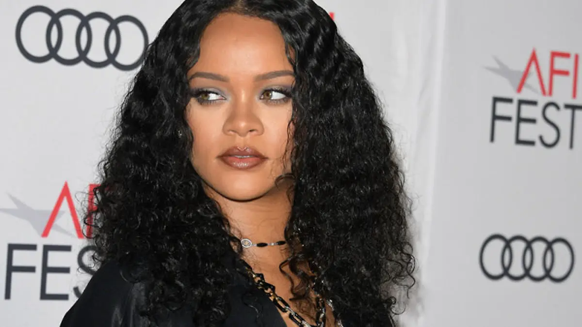 Rihanna arbeitet an neuen Haarpflegeprodukten