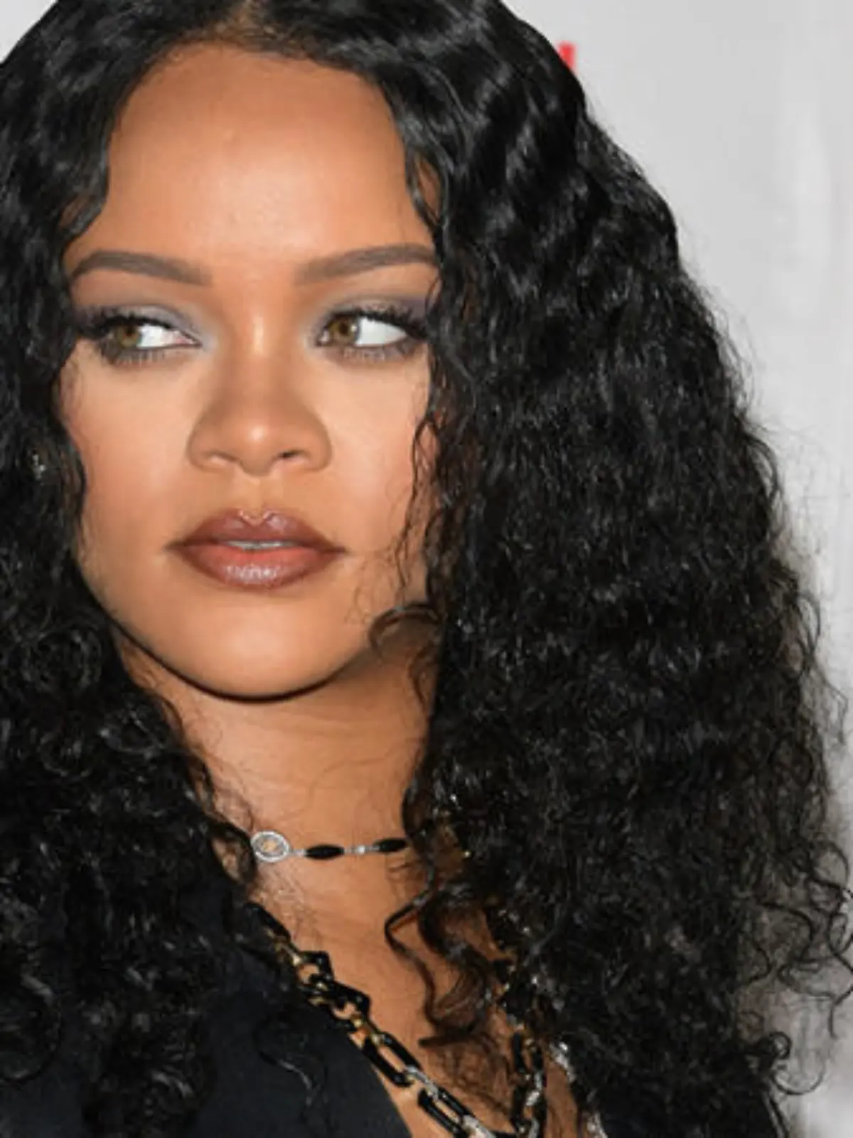 Rihanna arbeitet an neuen Haarpflegeprodukten
