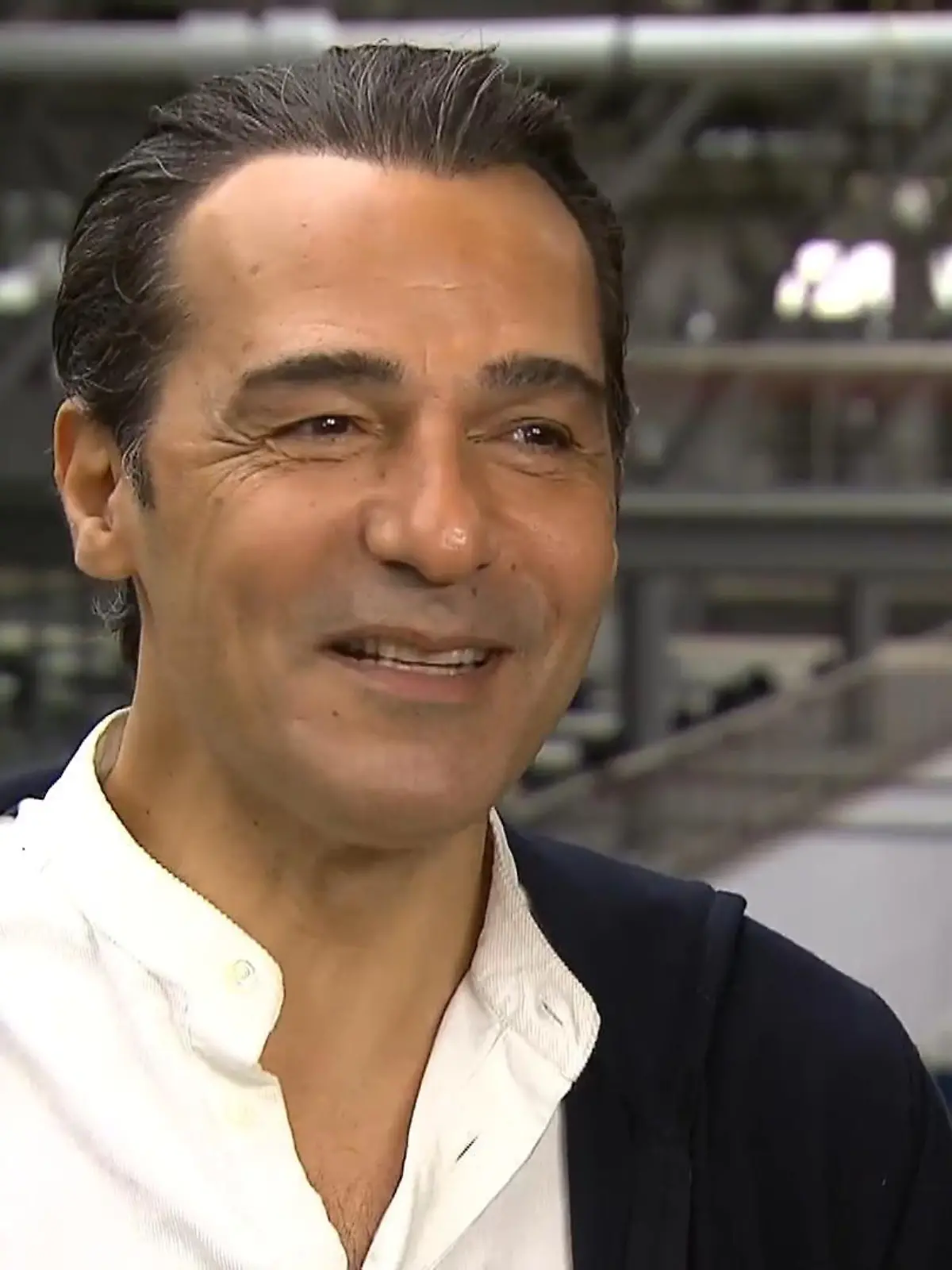 Erol Sander wird von seinem Sohn ausgelacht
