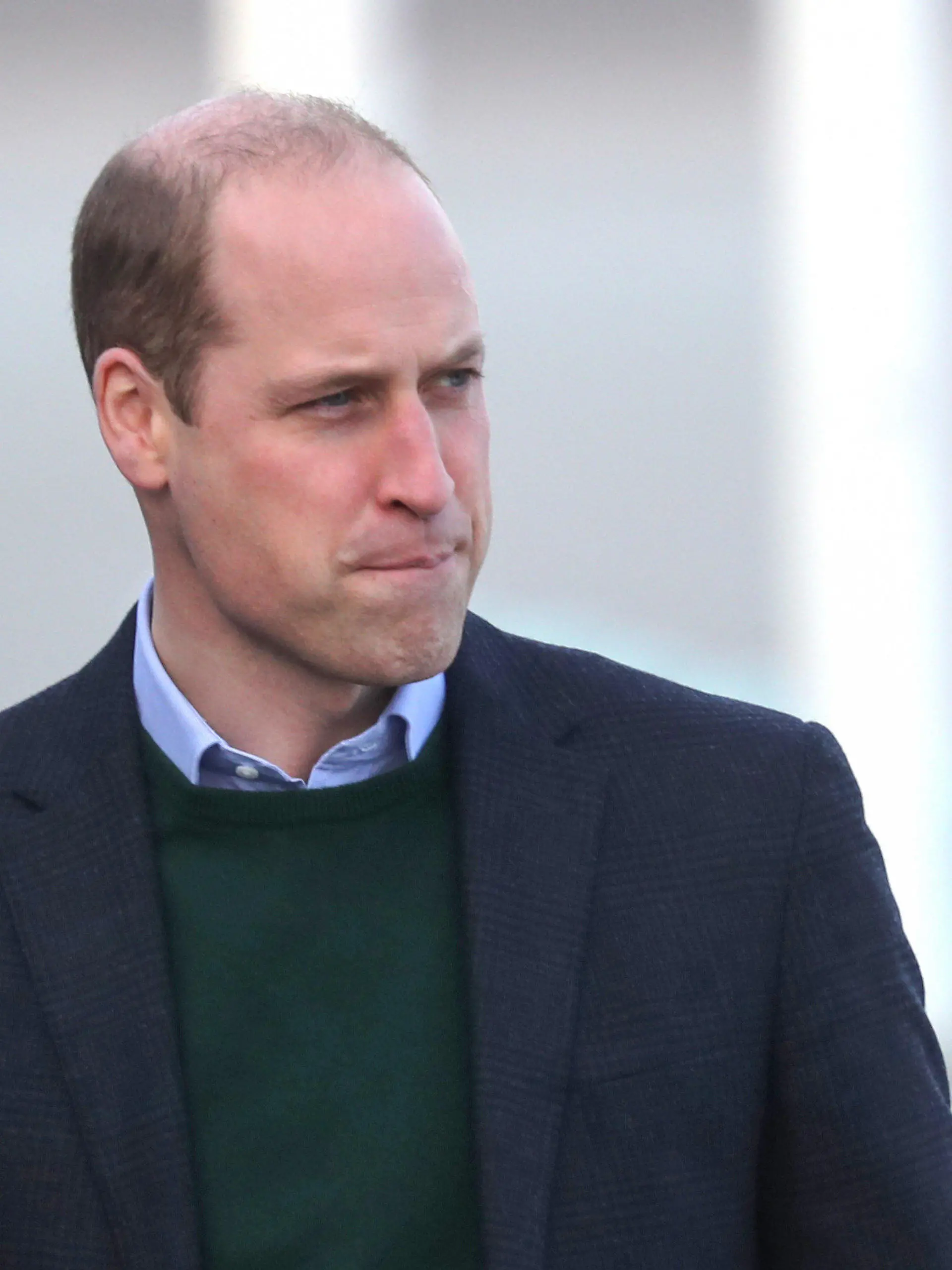 ARCHIV - 04.02.2020, Großbritannien, Swansea: Der britische Prinz William, Herzog von Cambridge, kommt zu einem Besuch der RNLI Mumbles Lifeboat Station im Süden von Wales. (zu dpa «Enkelsohn William über Prinz Philip: «Es geht ihm okay») Foto: Steve Parsons/PA Wire/dpa +++ dpa-Bildfunk +++
