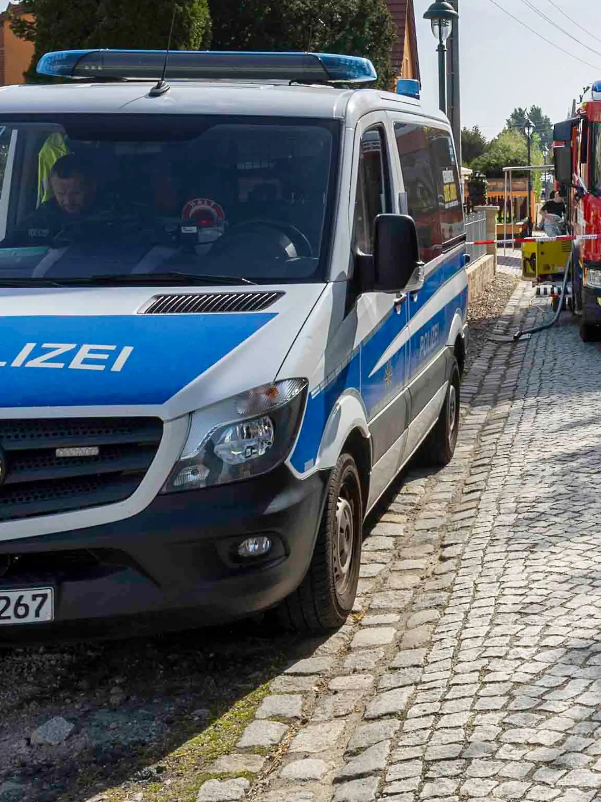 Bild zu: "Razzia in Sachsen – Jugendlicher (16) lagert Gift im Kinderzimmer"