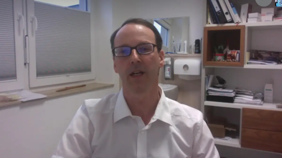 Hausarztpraxen sind bereit - Impfstoff fehlt Dr. Ulf Zitterbart