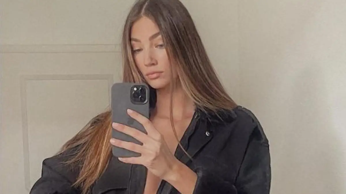 Model Loreana Rae zeigt sich auch gerne freizügig bei Instagram.