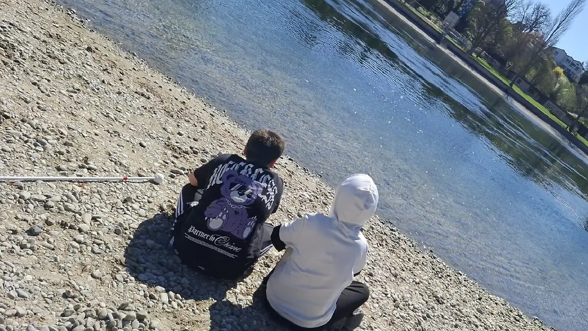 Damian (12) ist nach dem Kopfschuss besonders auf seine Familie angewiesen